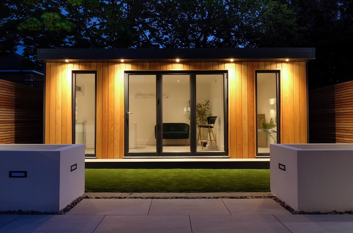 Everglow One garden room